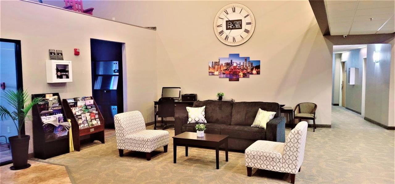 Qube Hotel - Polk City מראה חיצוני תמונה