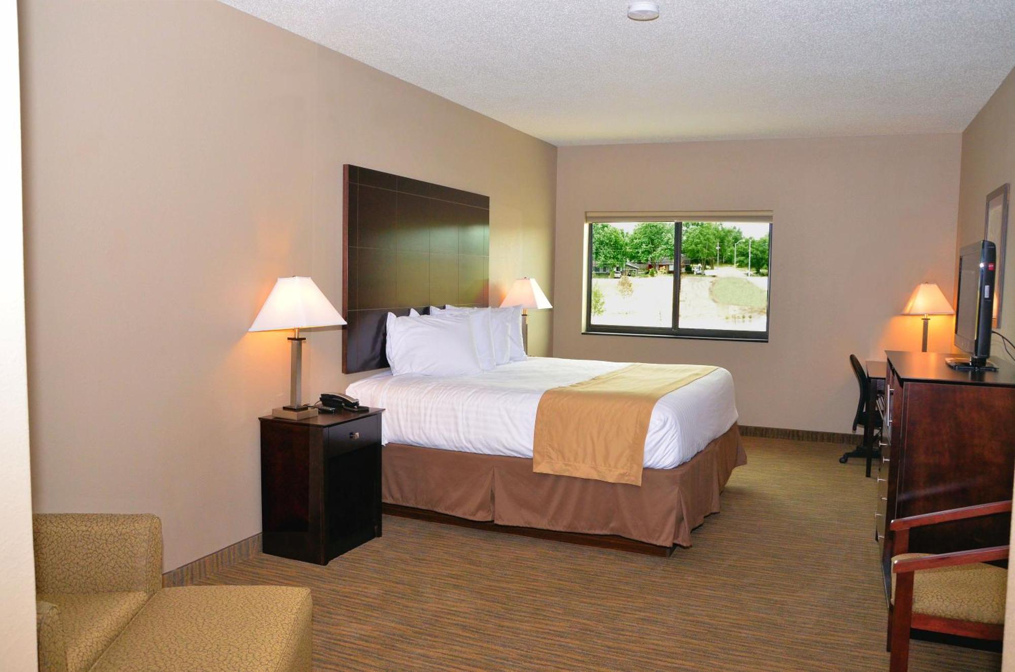 Qube Hotel - Polk City מראה חיצוני תמונה