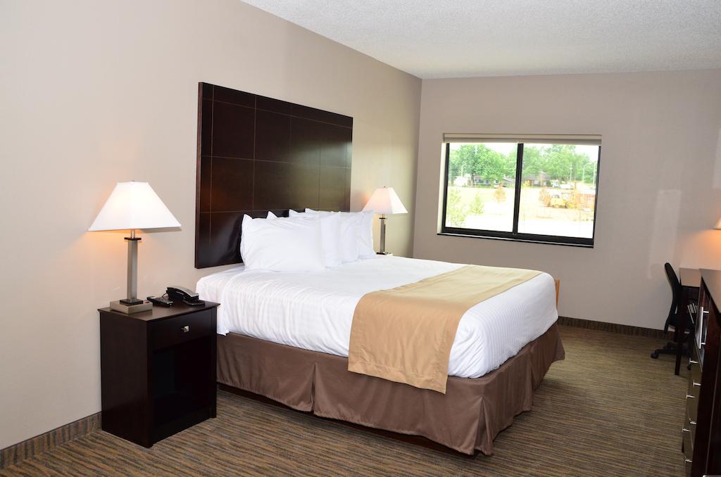 Qube Hotel - Polk City חדר תמונה