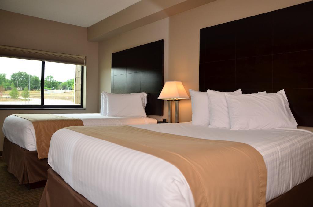 Qube Hotel - Polk City חדר תמונה