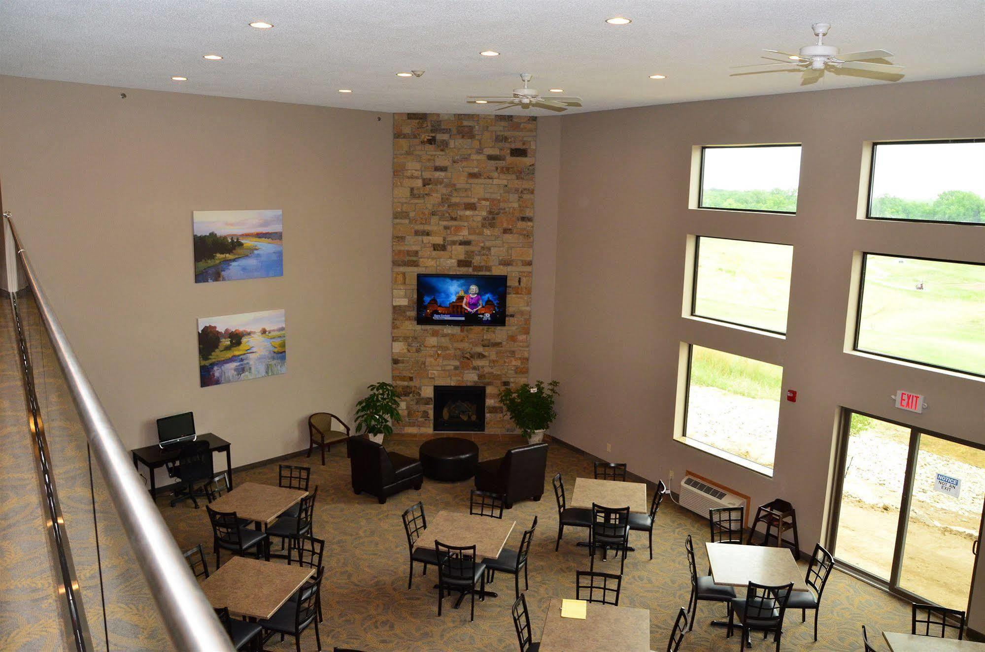 Qube Hotel - Polk City מראה חיצוני תמונה